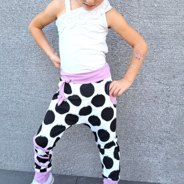 Baggy hlačke ČRNE PIKE-meter na meter