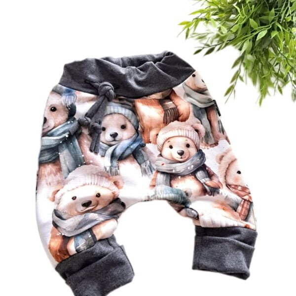 Baggy hlačke z vzorcem ZIMSKIH MEDVEDKOV-meter na meter