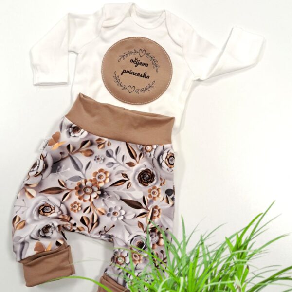 Kompletek baggy hlače in body OČIJEVA PRINCESKA-meter na meter