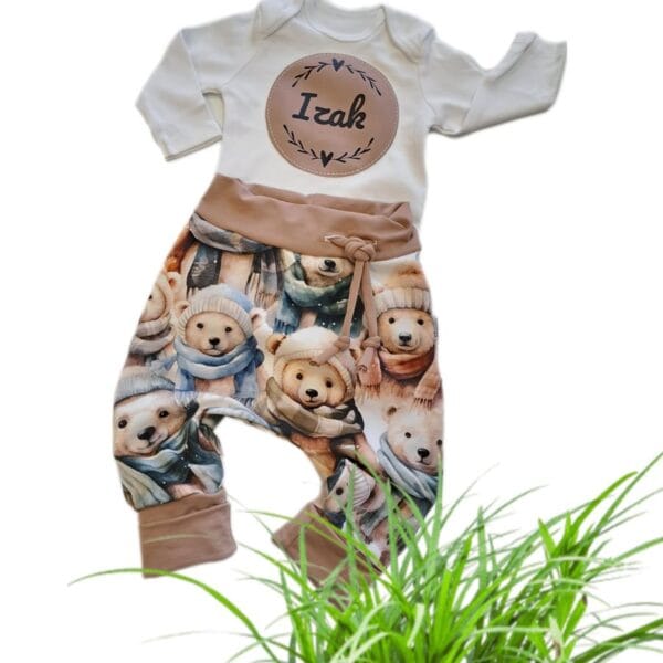 Kompletek baggy hlače in body MEDVEDKI-meter na meter