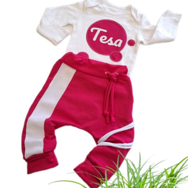 Kompletek baggy hlače in body- PINK-meter na meter